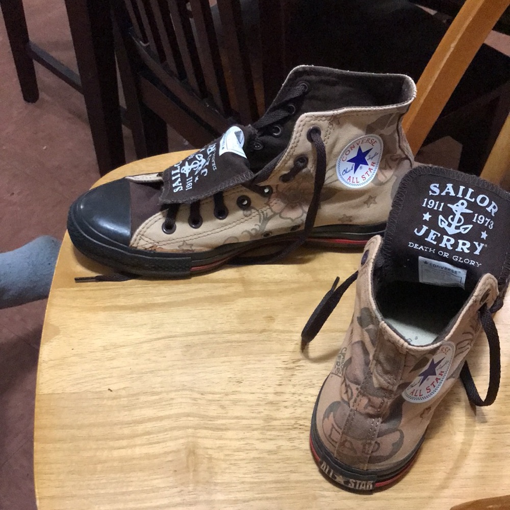 Rare Vintage Chuck Taylor Sailor Jerry Death or Glory High top sneakers. - Picture 3 of 7